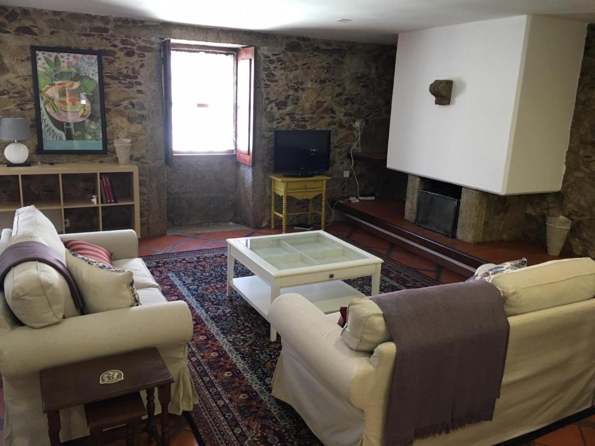 Trajadinha - Casa Da Travessa Caminha